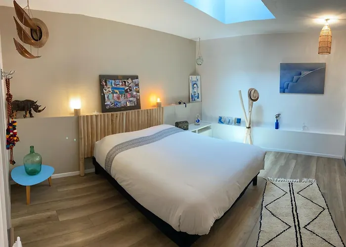 Maison de ville, Piscine, Jacuzzi et jardin privé